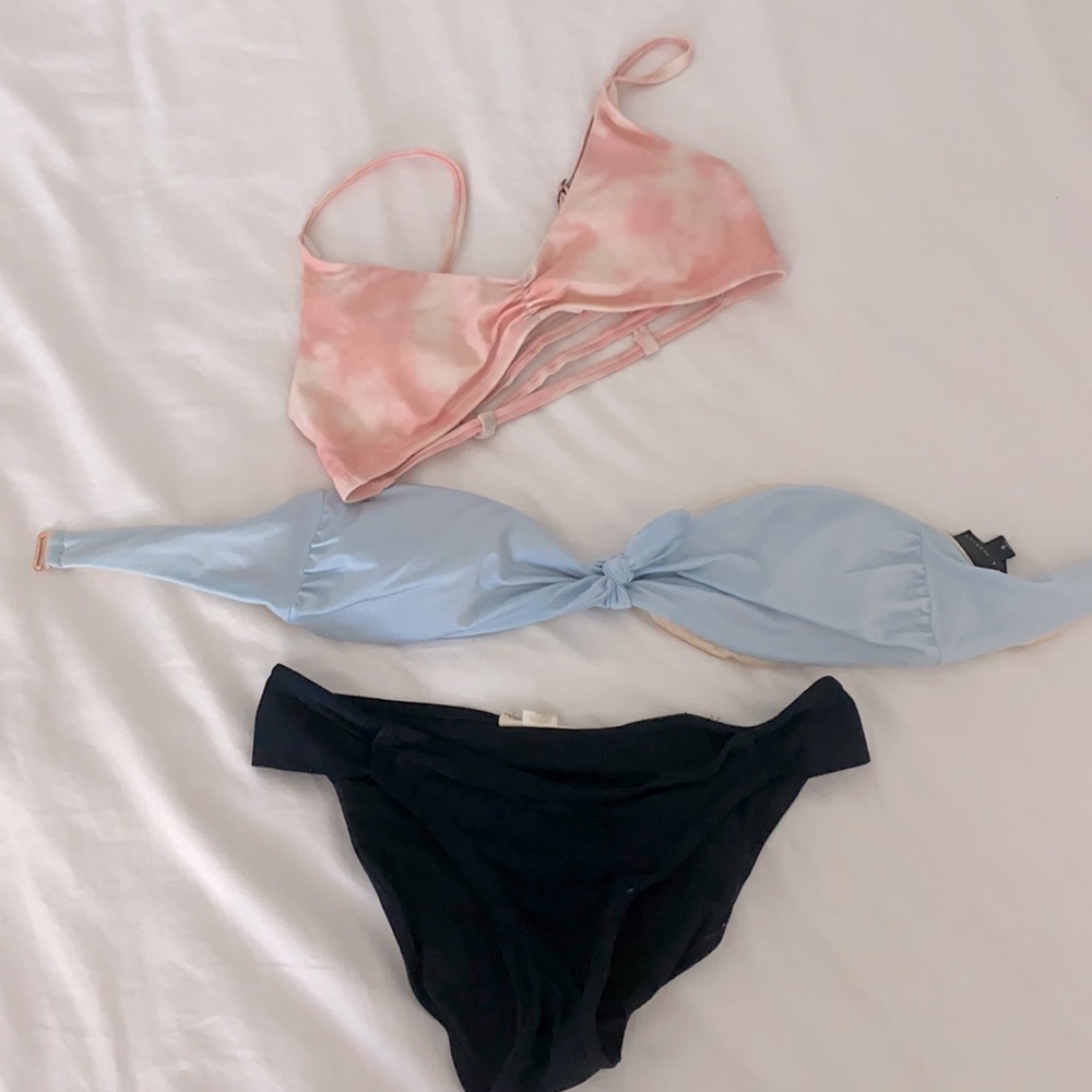 L.A Hearts & Kirra bikini tops with black bottom